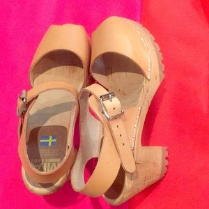 🇸🇪🔥IMPORTED SWEDISH WOOD HEELS🔥🇸🇪